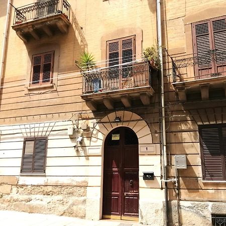 Guastella House Hotel Palermo Exterior photo